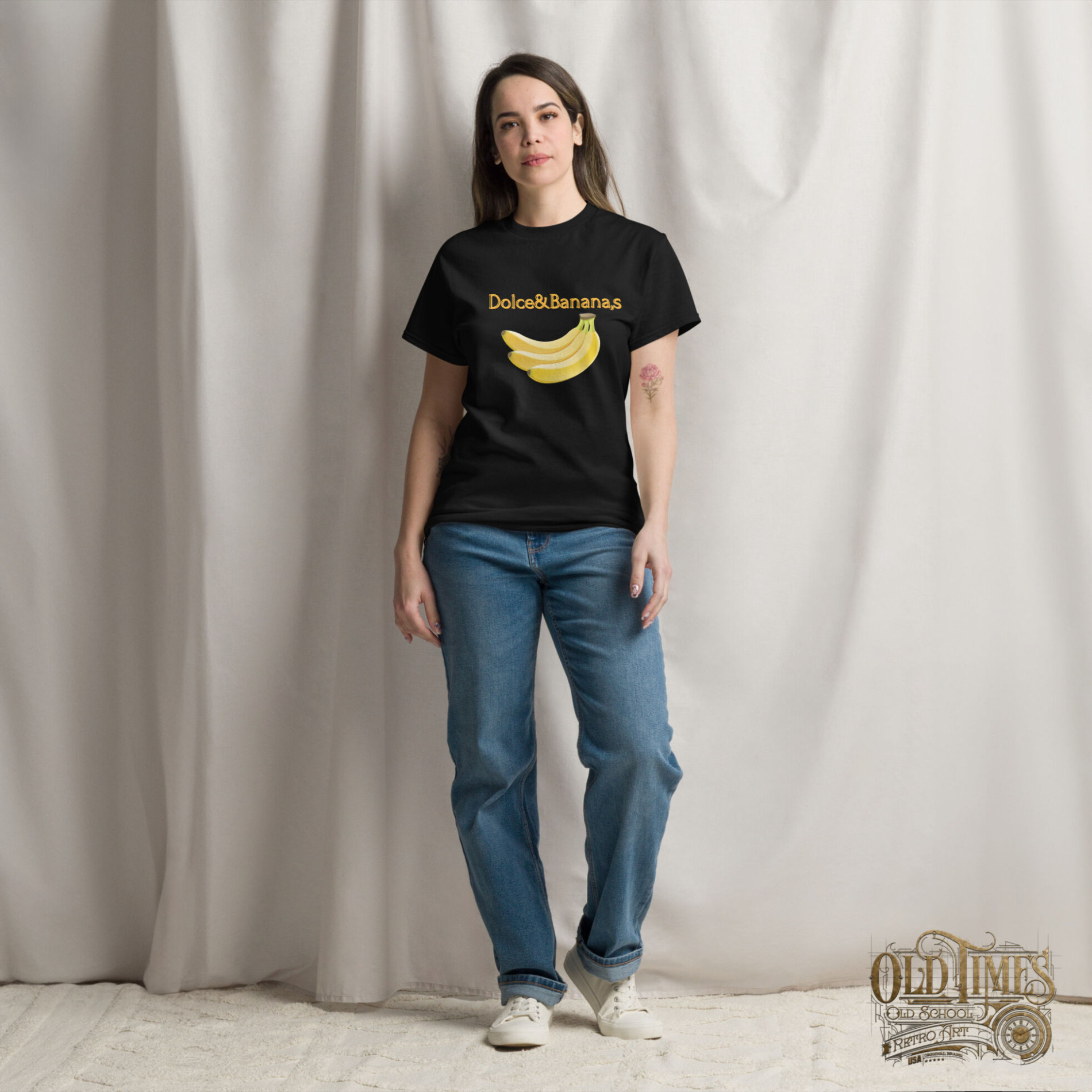 Koszulka uliczna – DOLCE and BANANAS – Unisex – Premium Made in USA 94 unisex classic tee black front 67a26ff22787e scaled