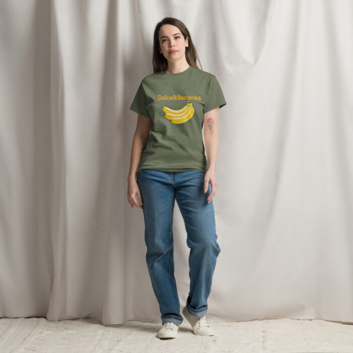 Koszulka uliczna – DOLCE and BANANAS – Unisex – Premium Made in USA - obrazek 4