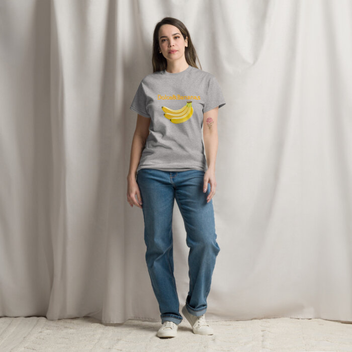 Koszulka uliczna – DOLCE and BANANAS – Unisex – Premium Made in USA - obrazek 5