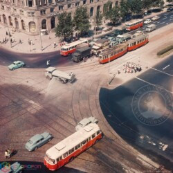 Powojenna Warszawa - Wystawa fotografii Zbyszko Siemaszki - wydarzenie główne wystawy w Centrum Praskie Koneser 09.2022 5